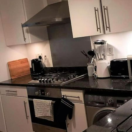 2 Bedroom Victorian Garden Flat London Kültér fotó